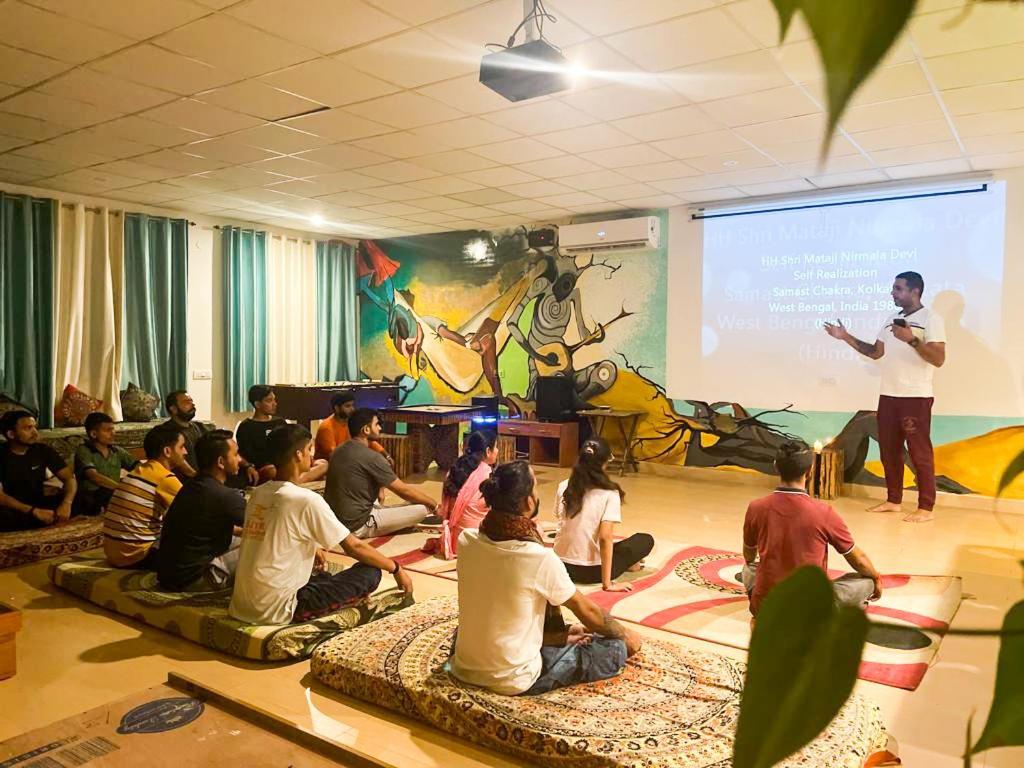 Karwaan Hostel Rishīkesh Εξωτερικό φωτογραφία