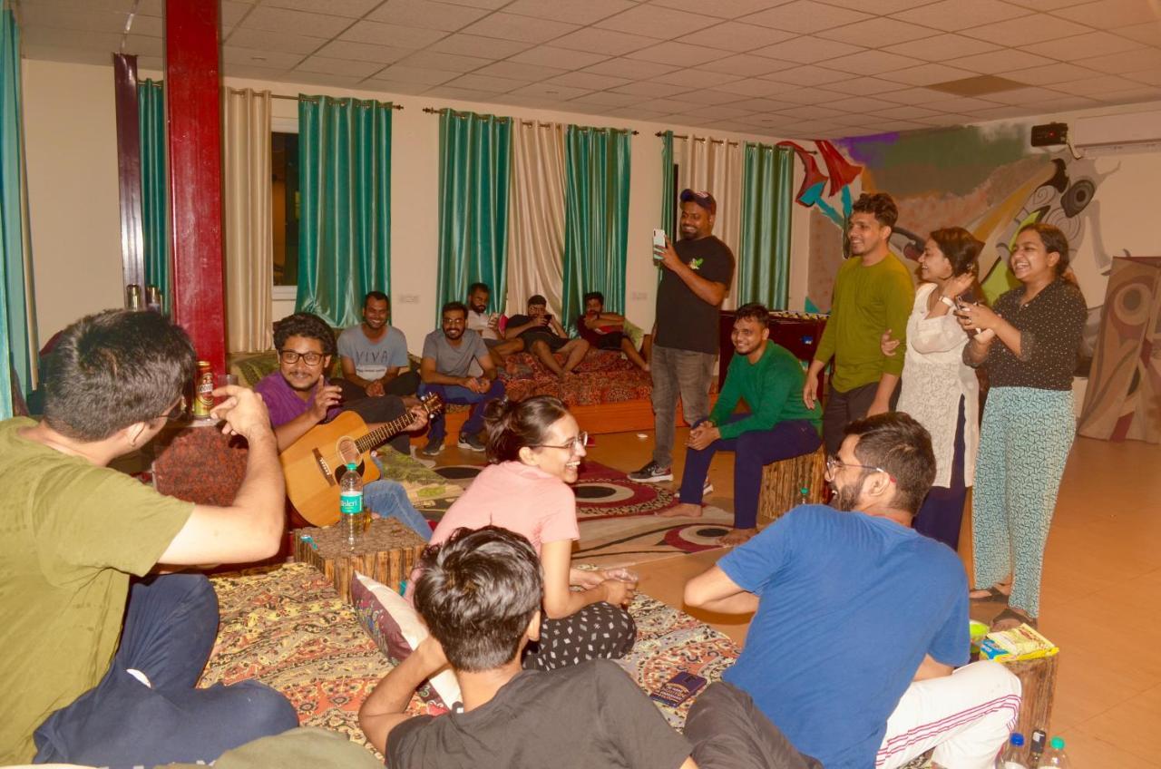 Karwaan Hostel Rishīkesh Εξωτερικό φωτογραφία